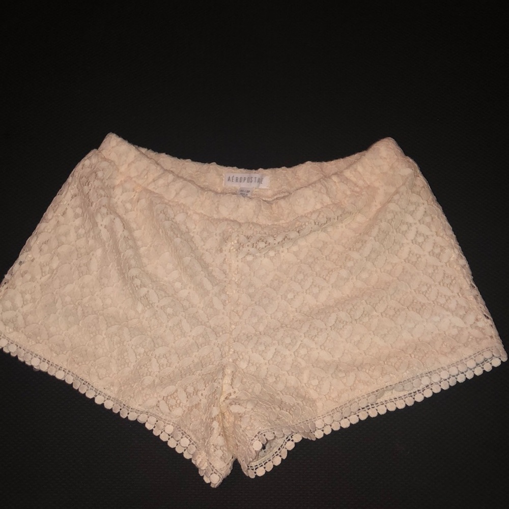 lace cream shorts